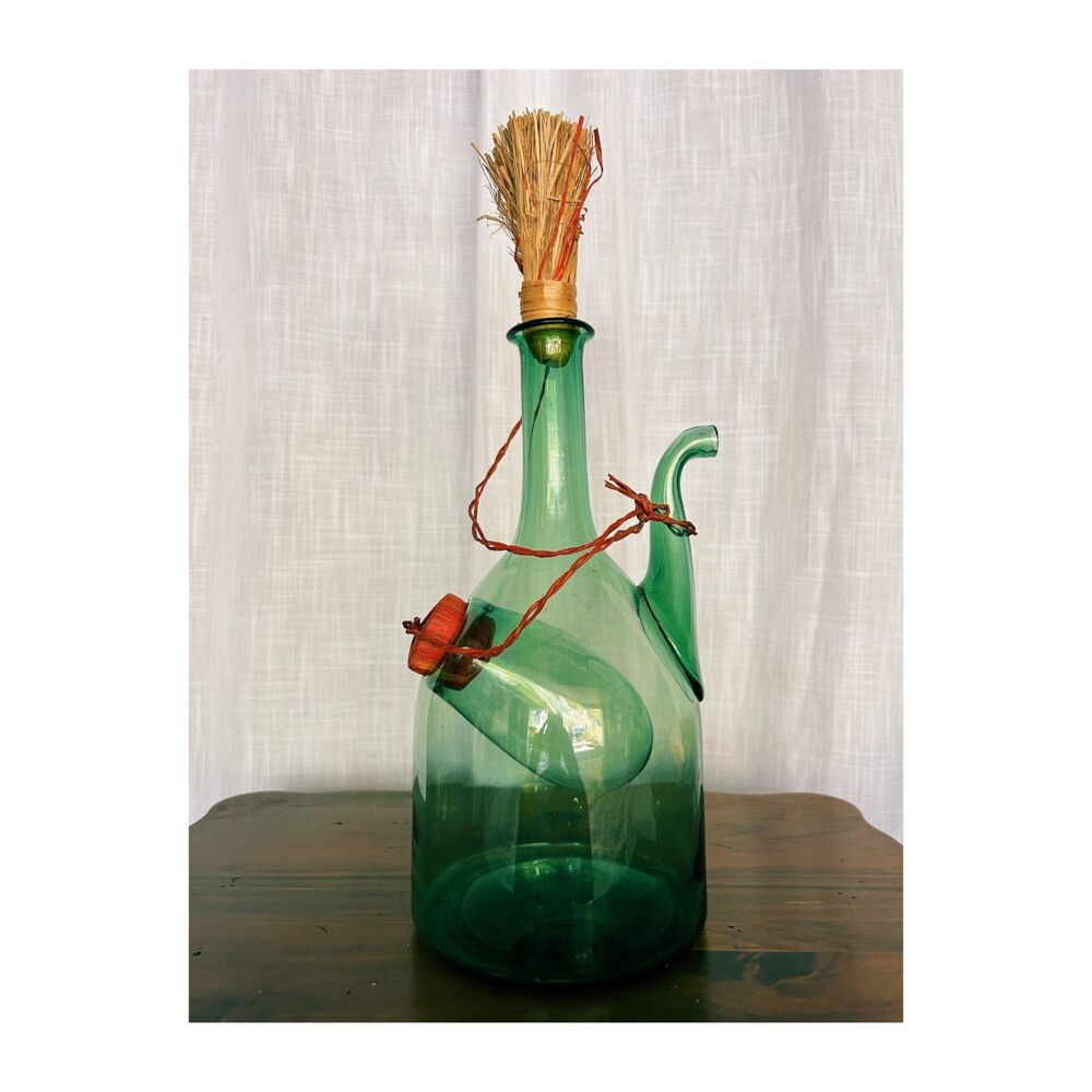 Vintage Italian Green Blown Glass Wine Decanter Ice Chamber Spout Straw Stopper